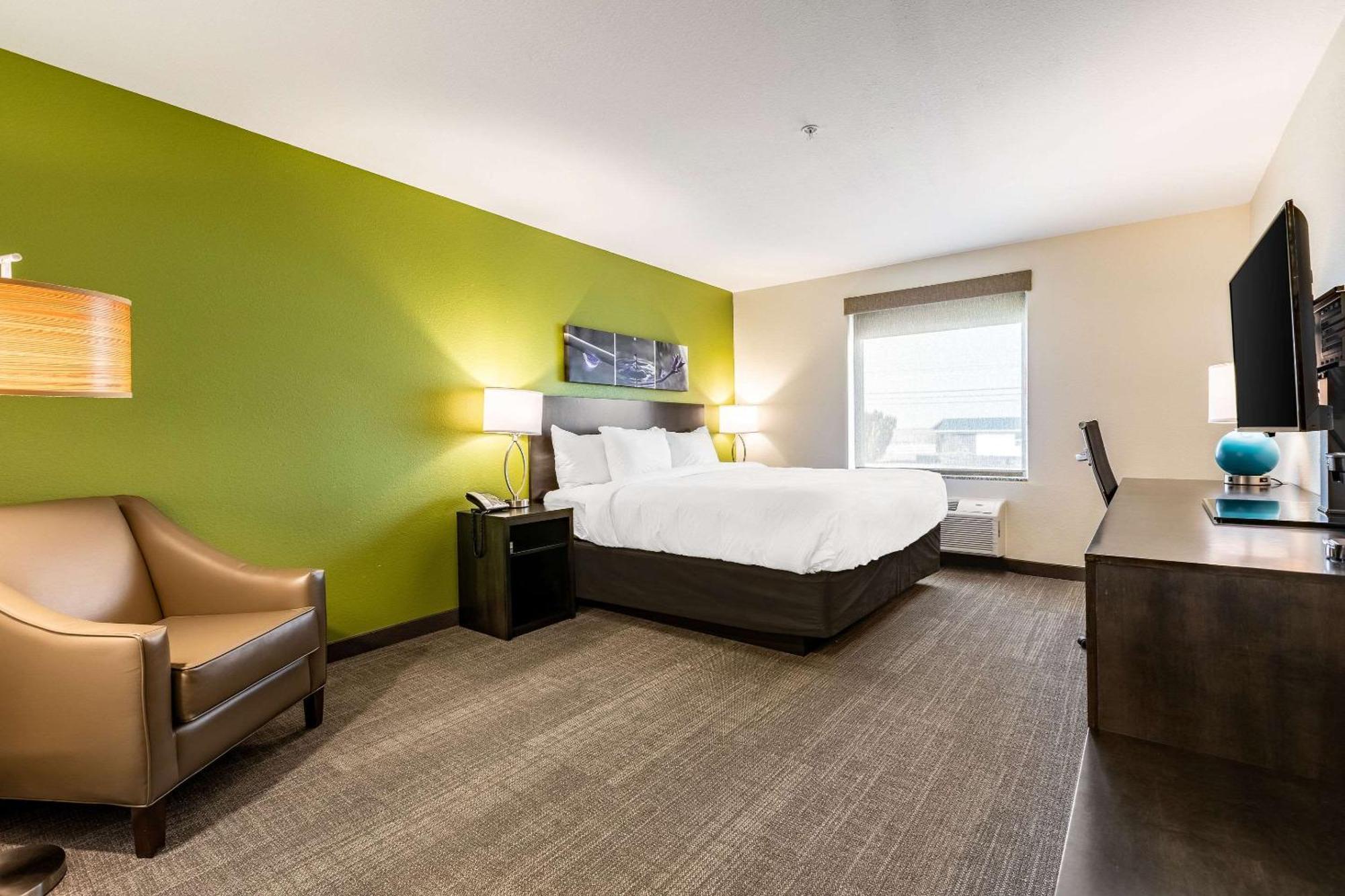 Sleep Inn & Suites Mt Hope Near Auction & Event Center Millersburg Esterno foto