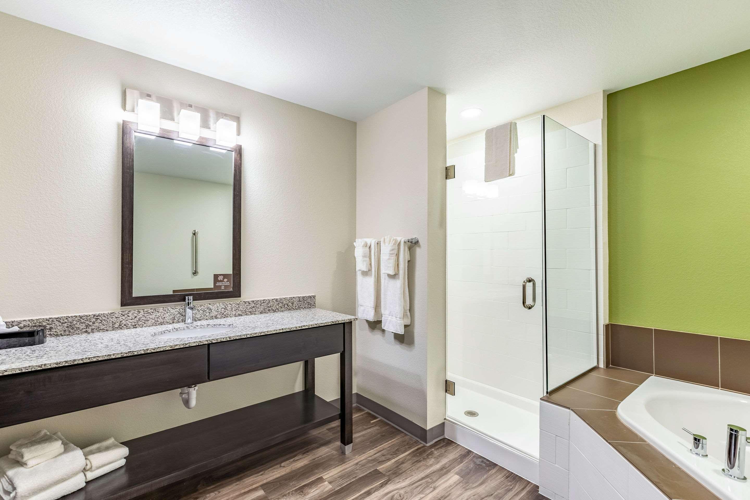 Sleep Inn & Suites Mt Hope Near Auction & Event Center Millersburg Esterno foto