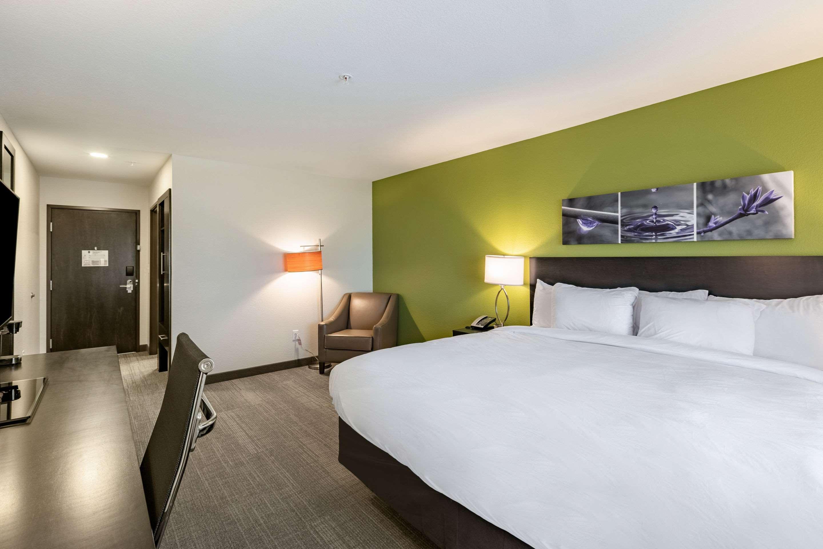 Sleep Inn & Suites Mt Hope Near Auction & Event Center Millersburg Esterno foto